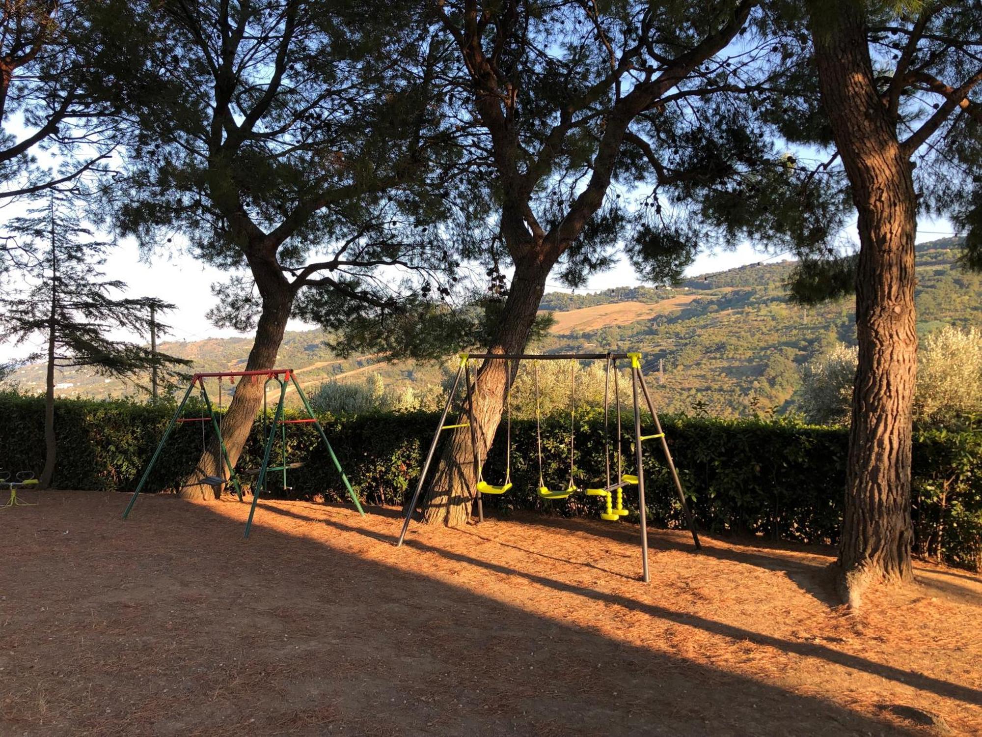 Casa Vacanze Cristina - Holiday House Apartment Ripatransone Exterior photo